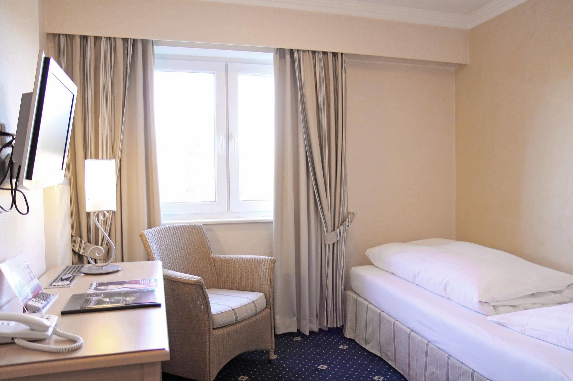 הוסום Thomas Hotel Spa & Lifestyle מראה חיצוני תמונה